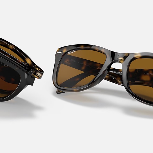 RAY BAN WOMENS WAYFARER FOLDING CLASSIC SUNGLASSES EUC - Picture 3 of 11